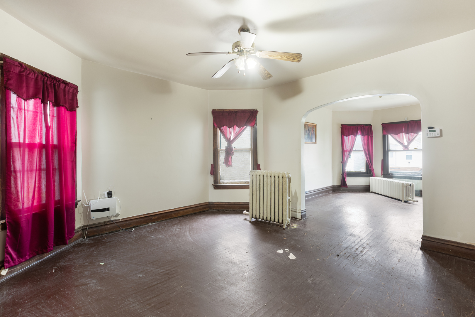 1029 N Leamington Avenue, Chicago, IL 60651
