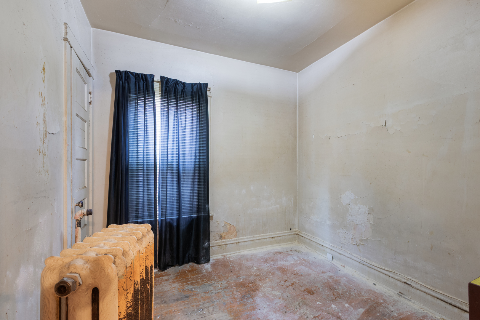 1029 N Leamington Avenue, Chicago, IL 60651