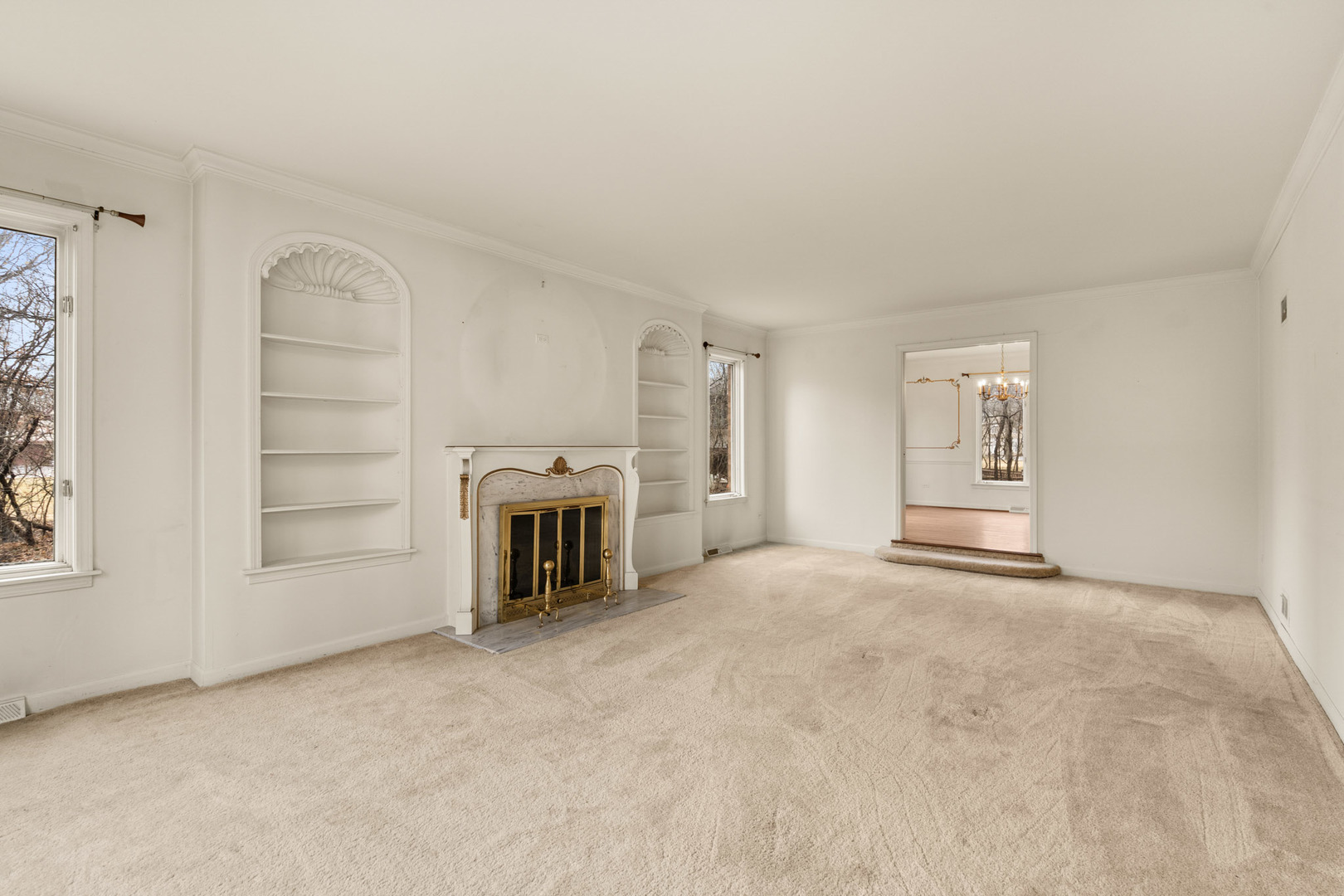 30 Strauss Lane, Olympia Fields, IL 60461