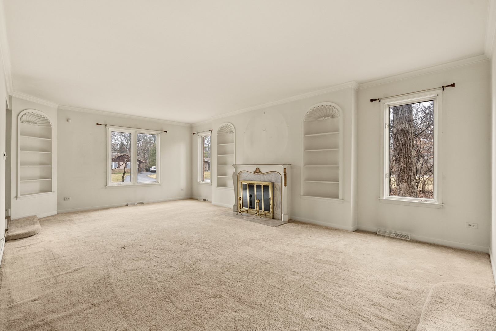 30 Strauss Lane, Olympia Fields, IL 60461