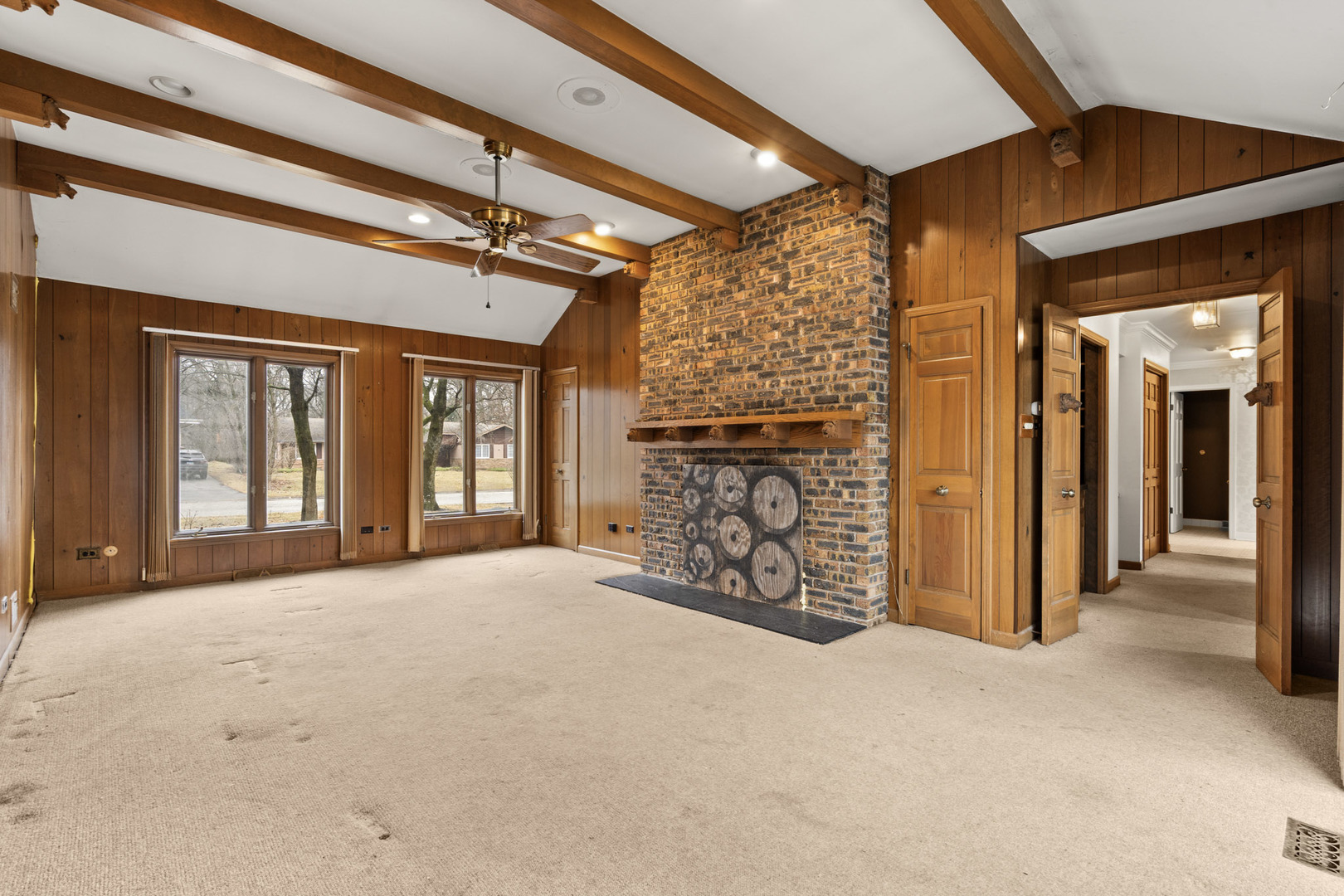 30 Strauss Lane, Olympia Fields, IL 60461