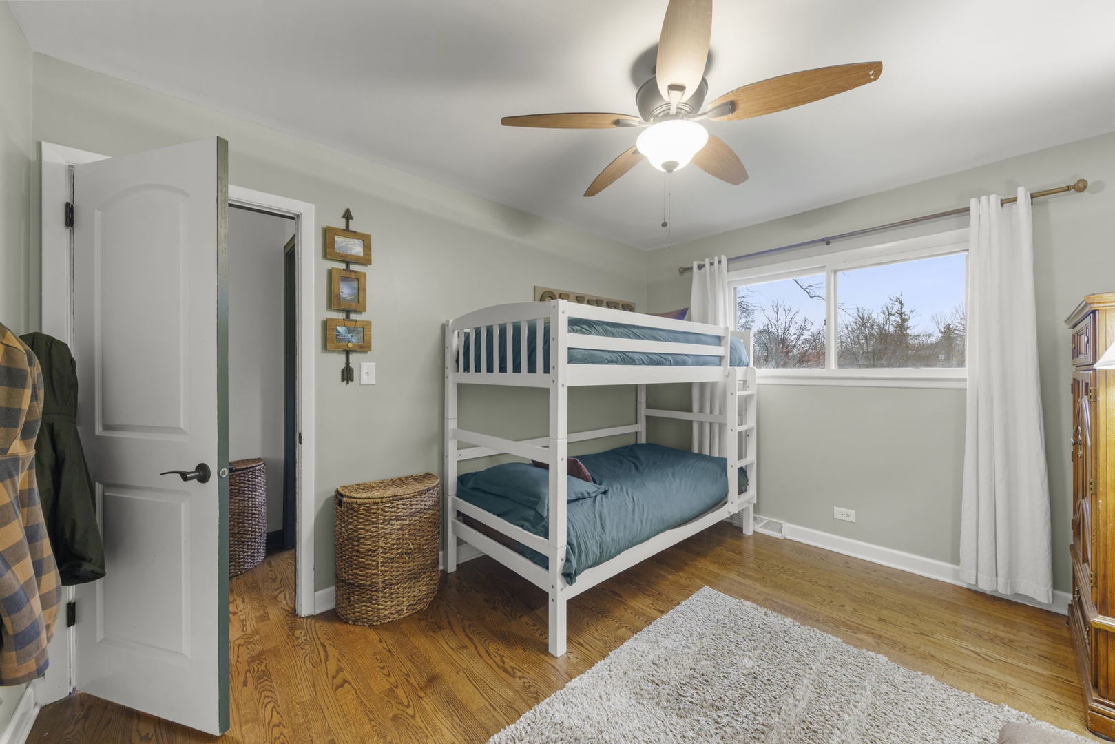 714 E Emerson Avenue, Lombard, IL 60148