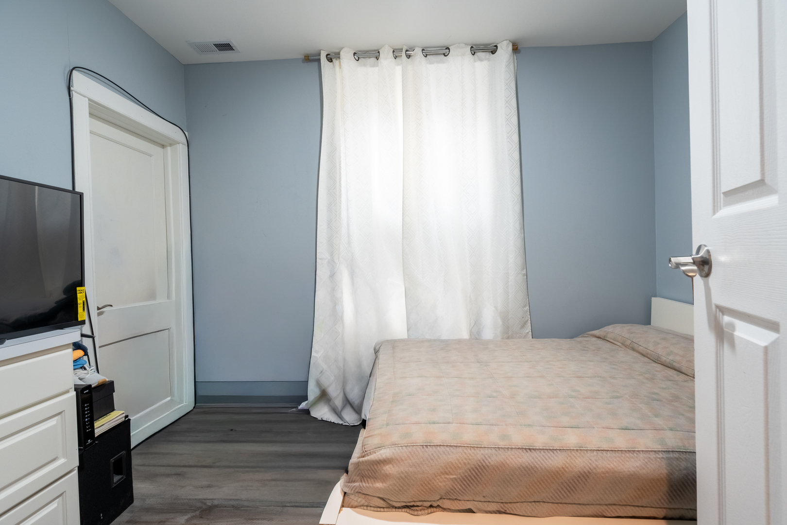 5439 W 23rd Place, Cicero, IL 60804