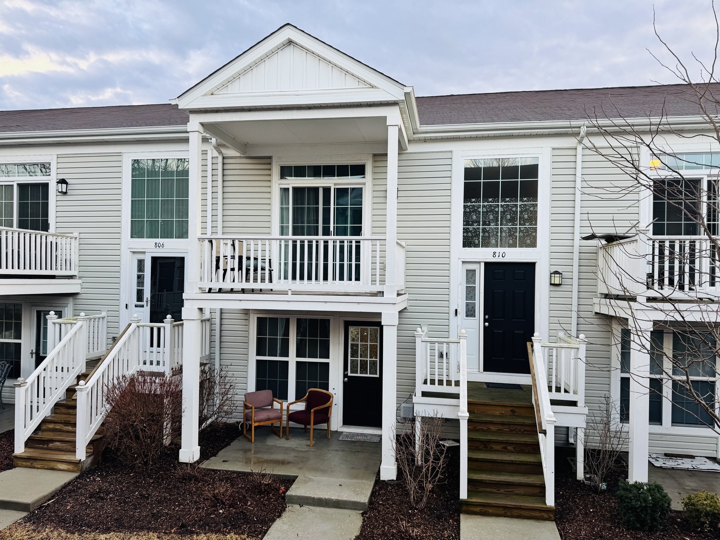 810 Four Seasons Boulevard, Aurora, IL 60504