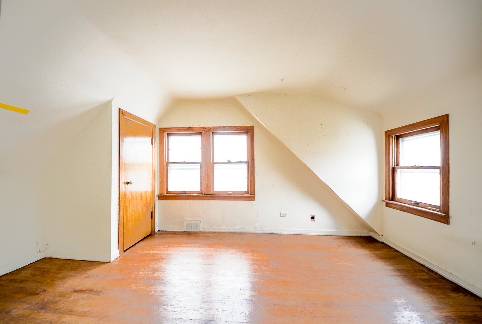 7333 W Foster Avenue, Harwood Heights, IL 60706