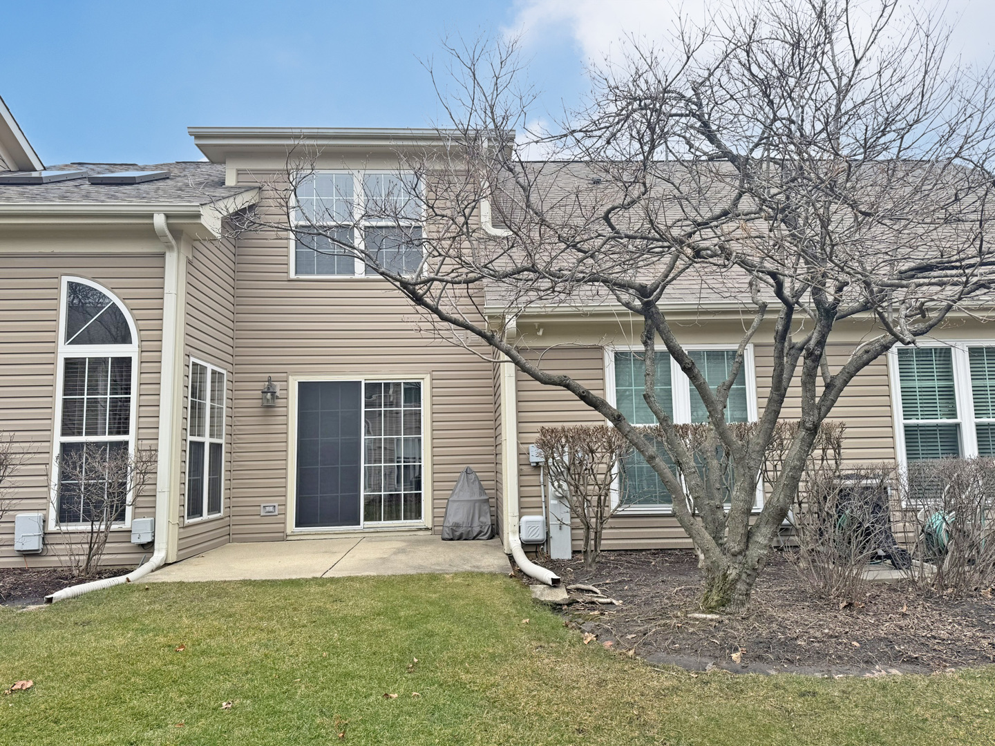 733 Clover Hill Court, Elk Grove Village, IL 60007