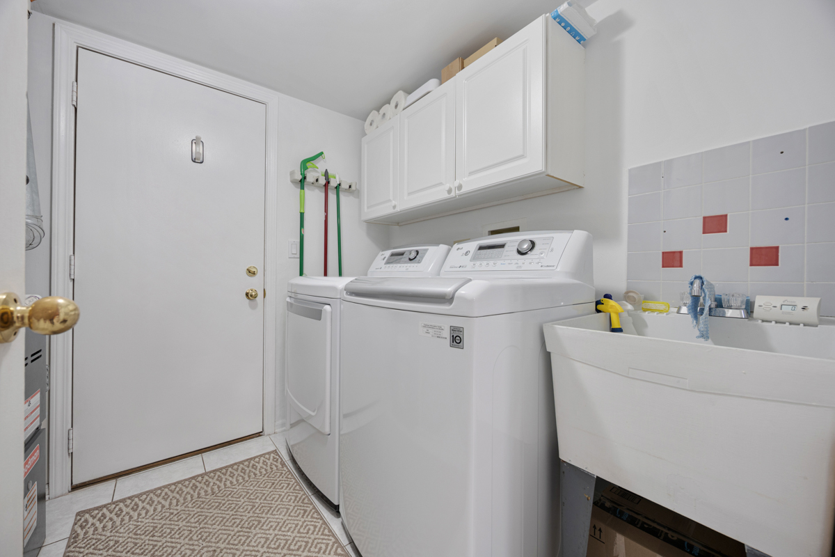 733 Clover Hill Court, Elk Grove Village, IL 60007