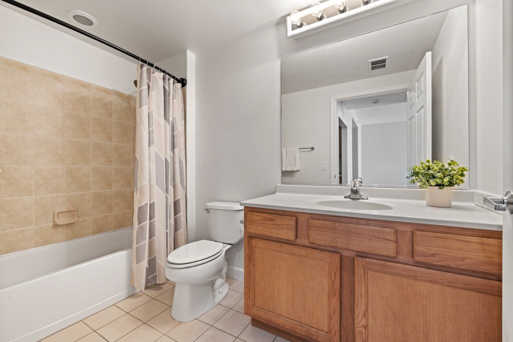 9670 Franklin Avenue #508, Franklin Park, IL 60131