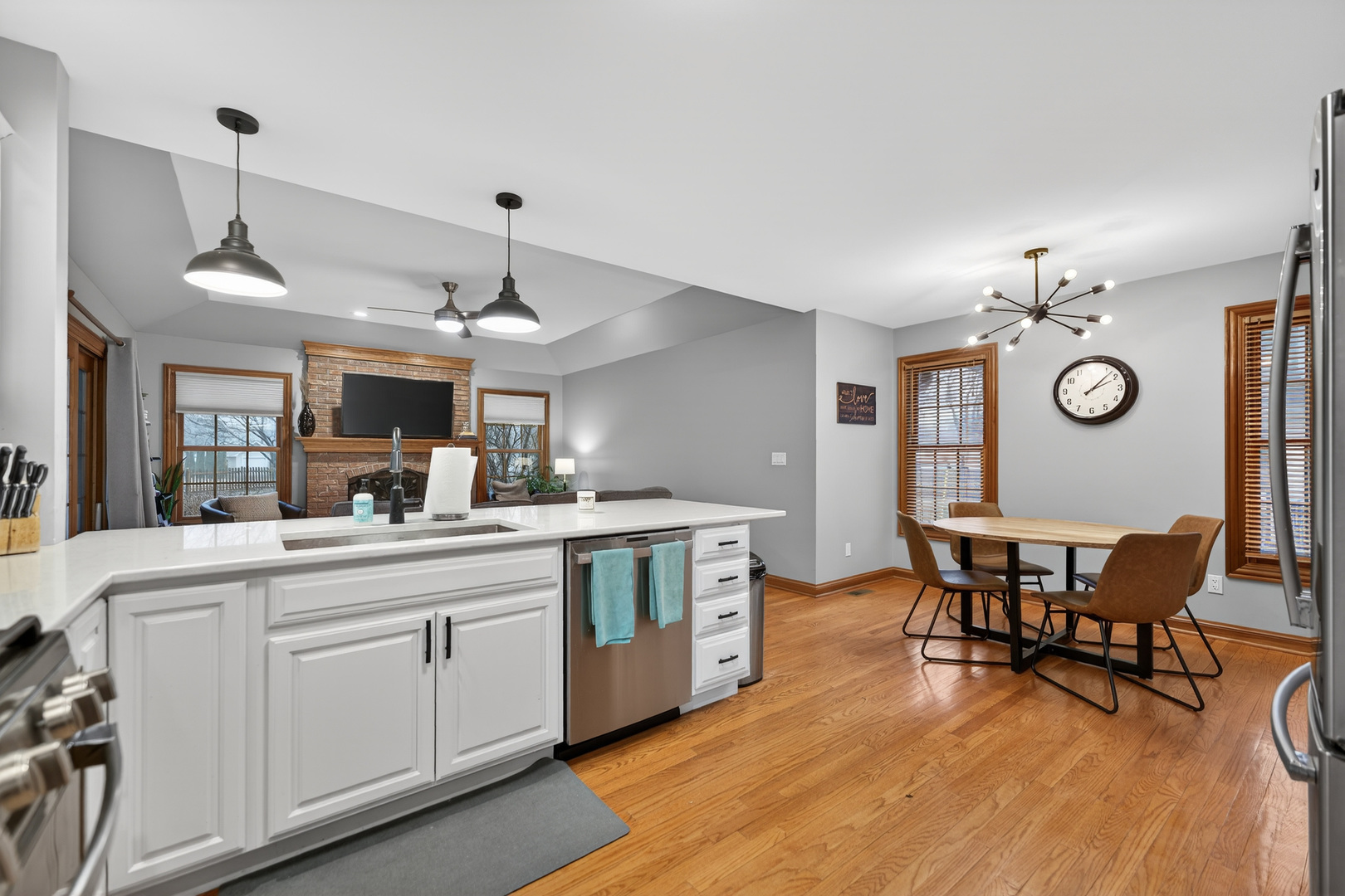 1411 Windfield Drive, Sycamore, IL 60178