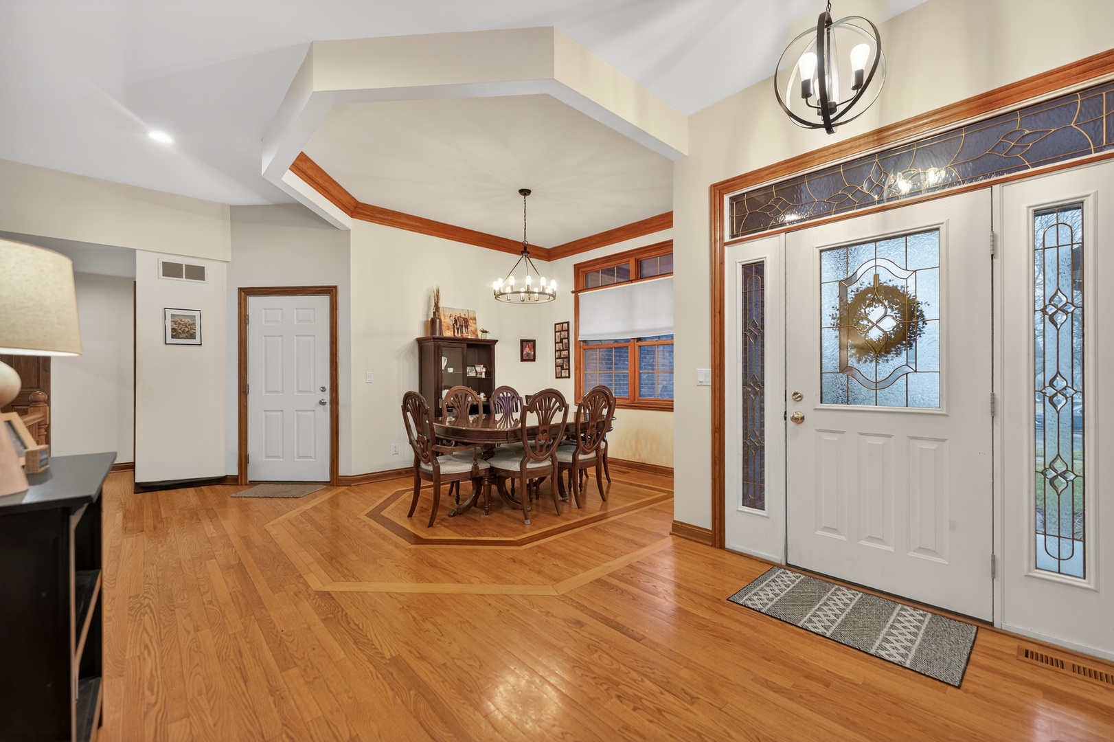 1411 Windfield Drive, Sycamore, IL 60178