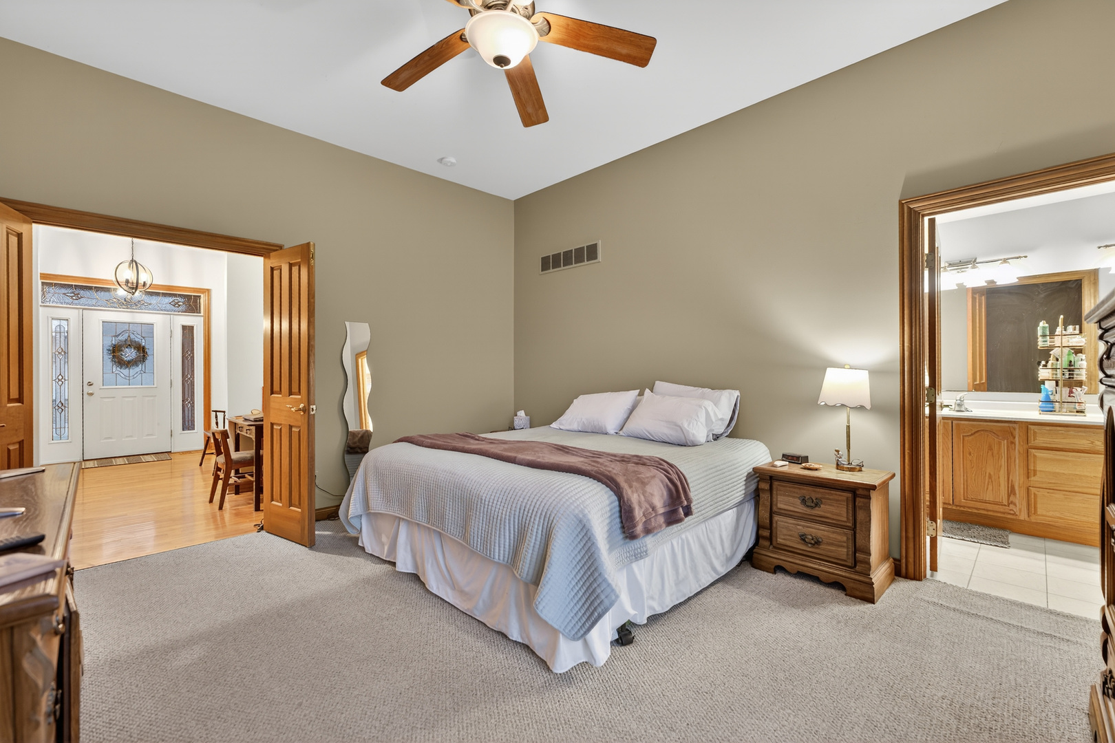 1411 Windfield Drive, Sycamore, IL 60178