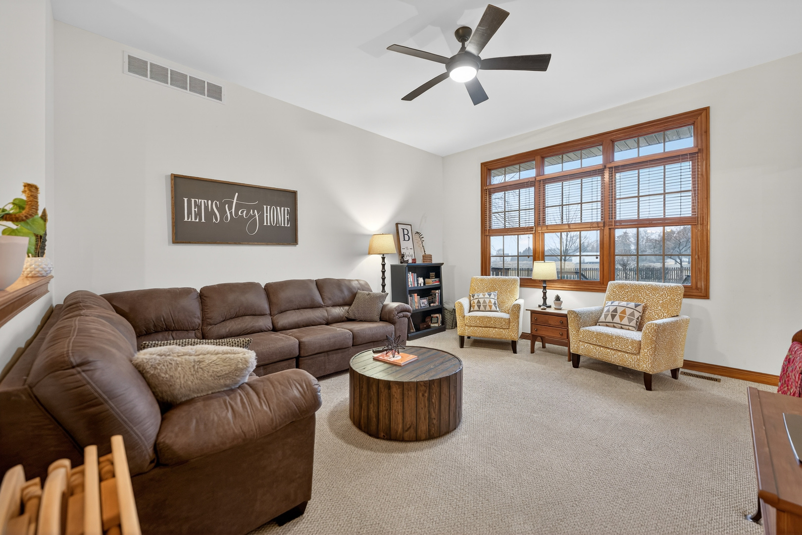 1411 Windfield Drive, Sycamore, IL 60178