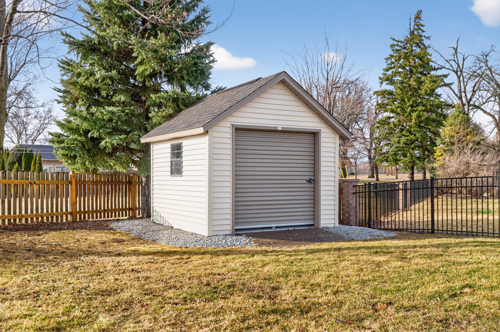 1411 Windfield Drive, Sycamore, IL 60178