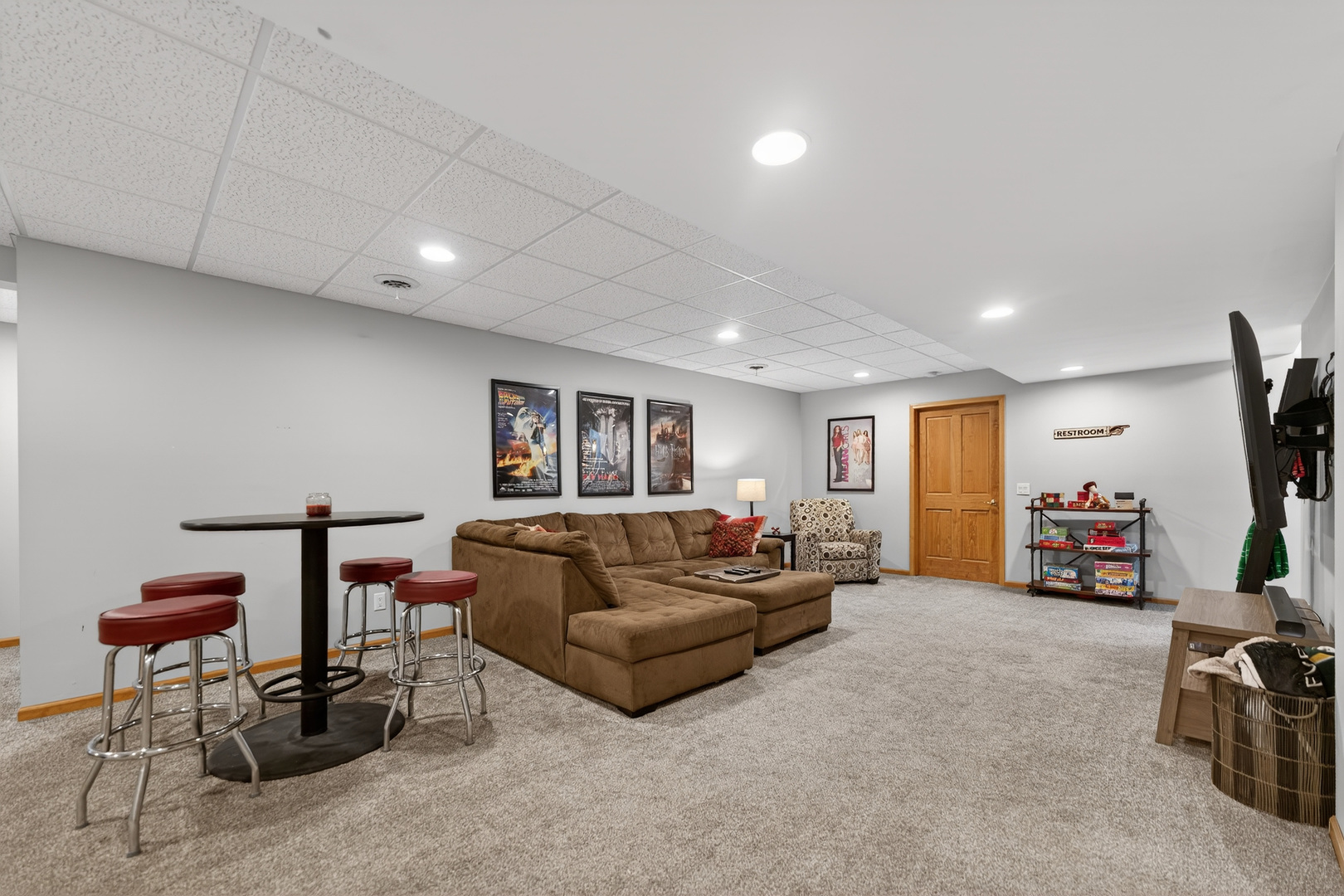 1411 Windfield Drive, Sycamore, IL 60178