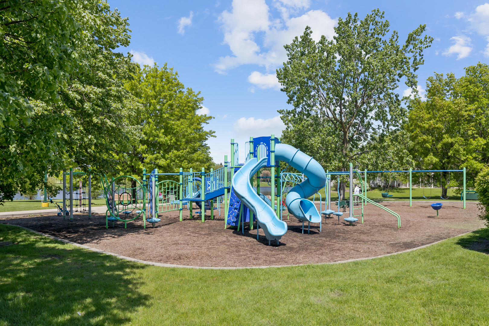 1803 Dumont Lane, Schaumburg, IL 60194