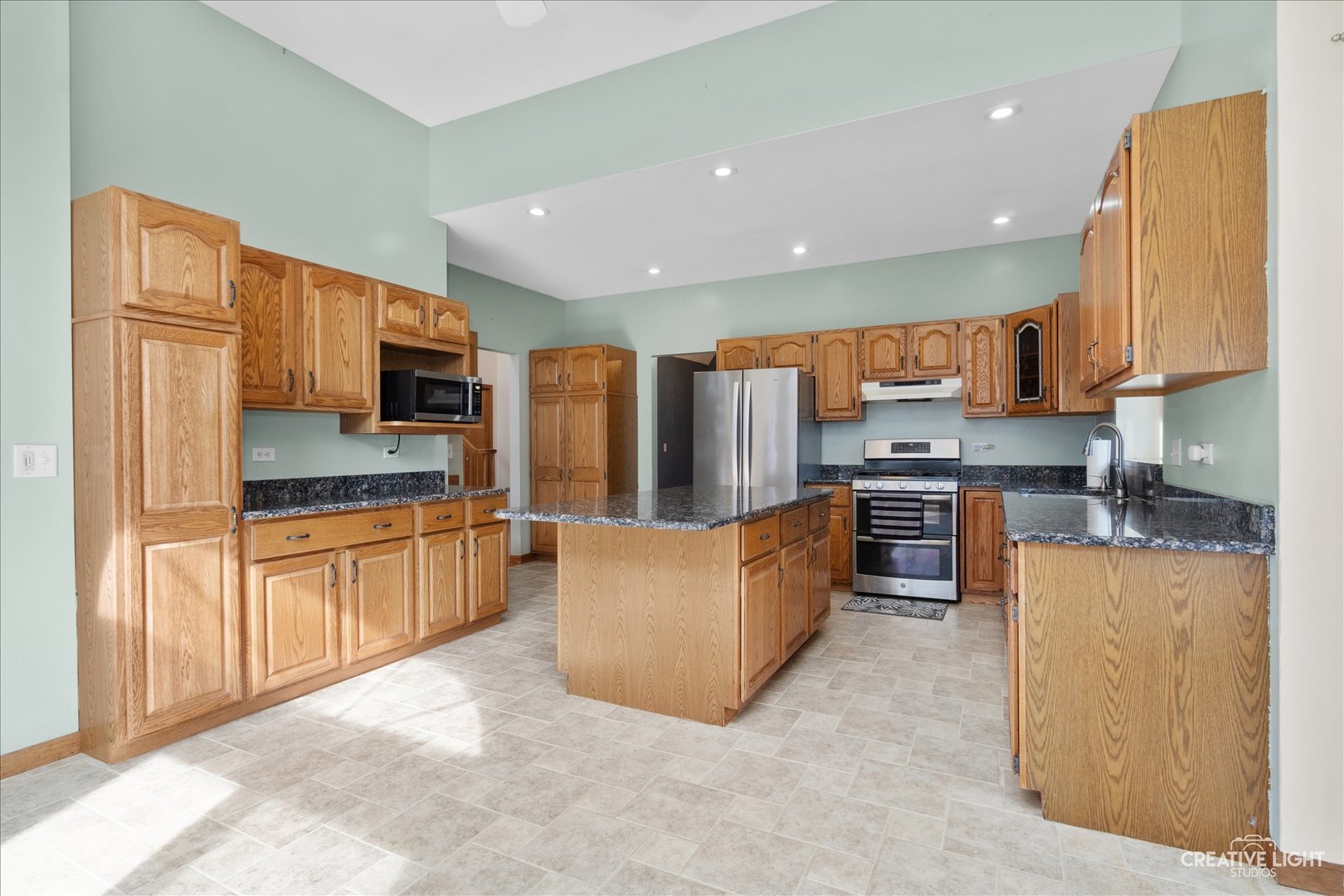 823 CINDY Lane, Sandwich, IL 60548