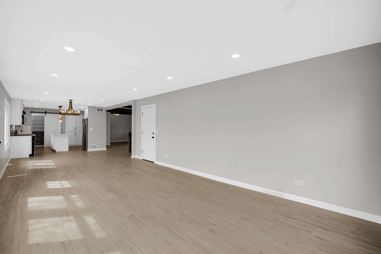 85 Larch Road, Frankfort, IL 60423