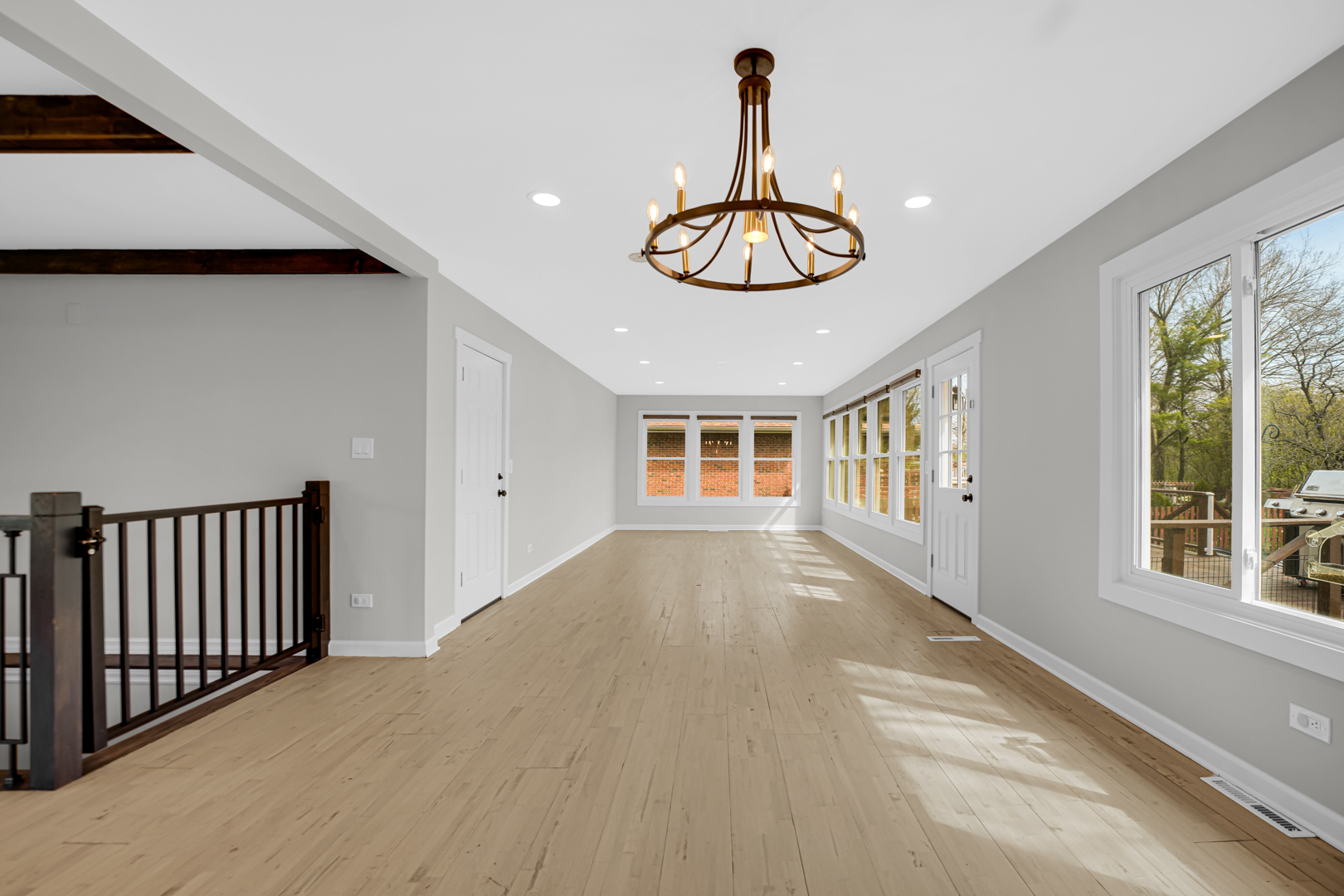 85 Larch Road, Frankfort, IL 60423