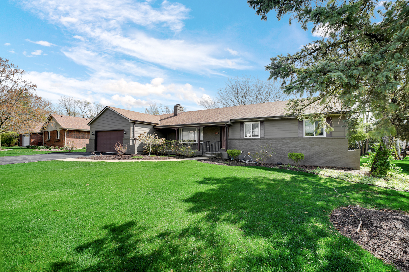 85 Larch Road, Frankfort, IL 60423