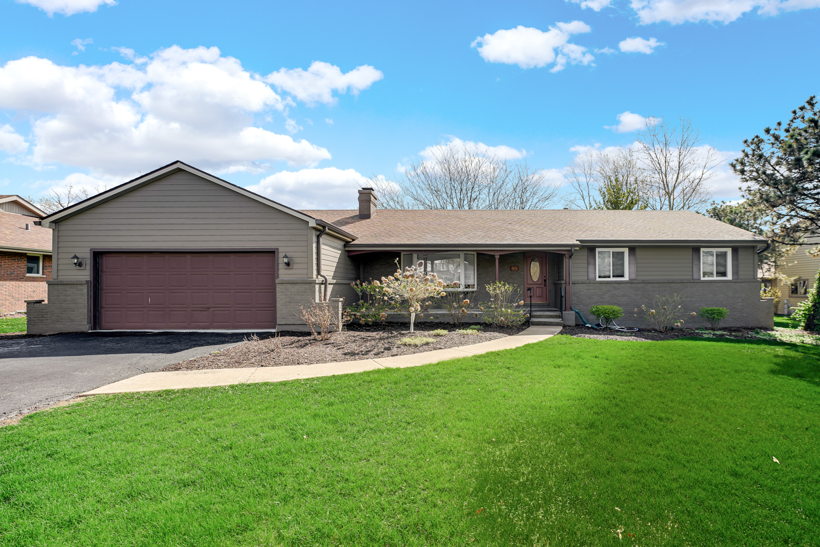 85 Larch Road, Frankfort, IL 60423