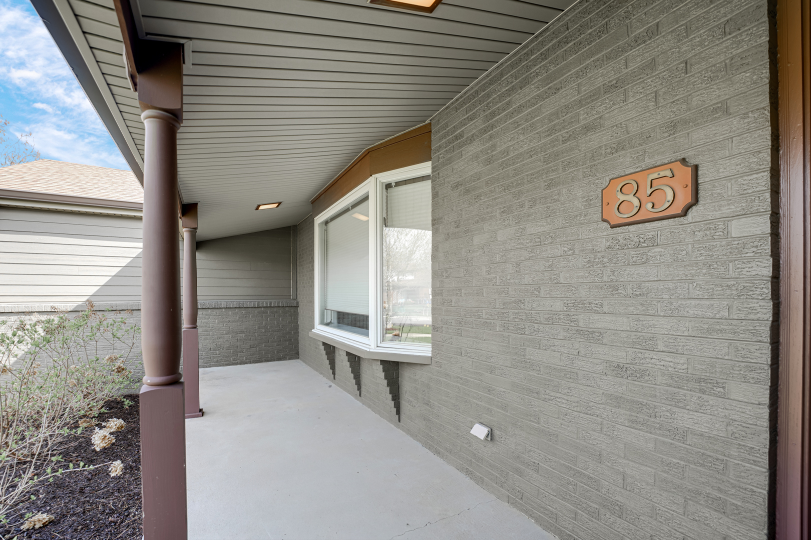 85 Larch Road, Frankfort, IL 60423