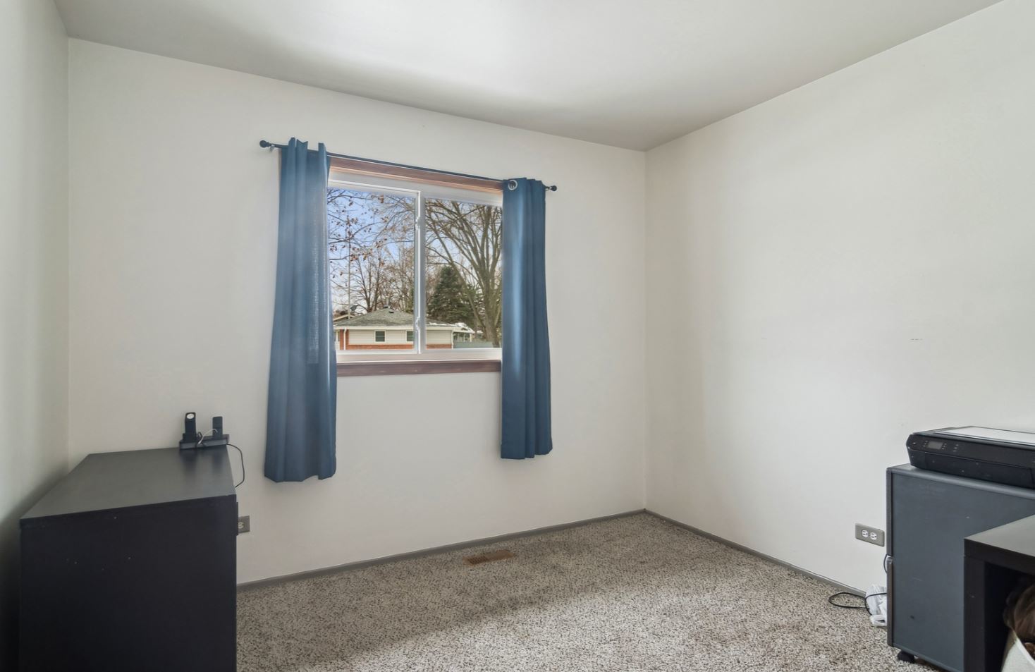 460 Flagstaff Lane, Hoffman Estates, IL 60169