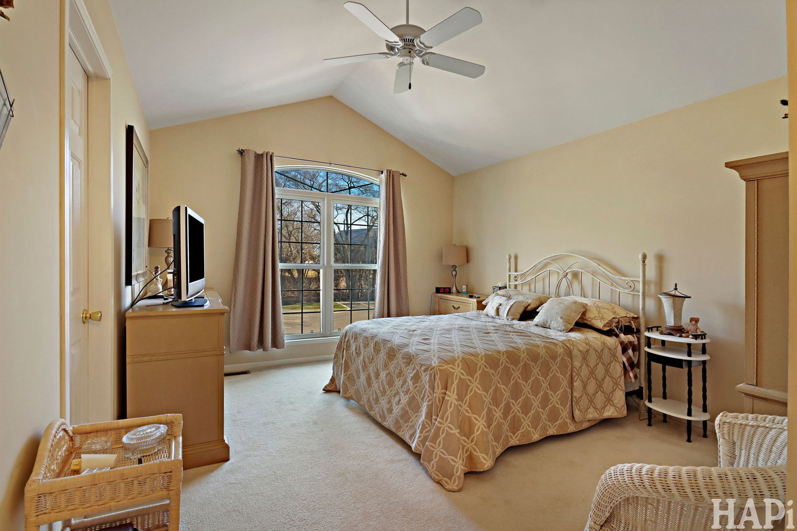 3117 River Birch Court, McHenry, IL 60051