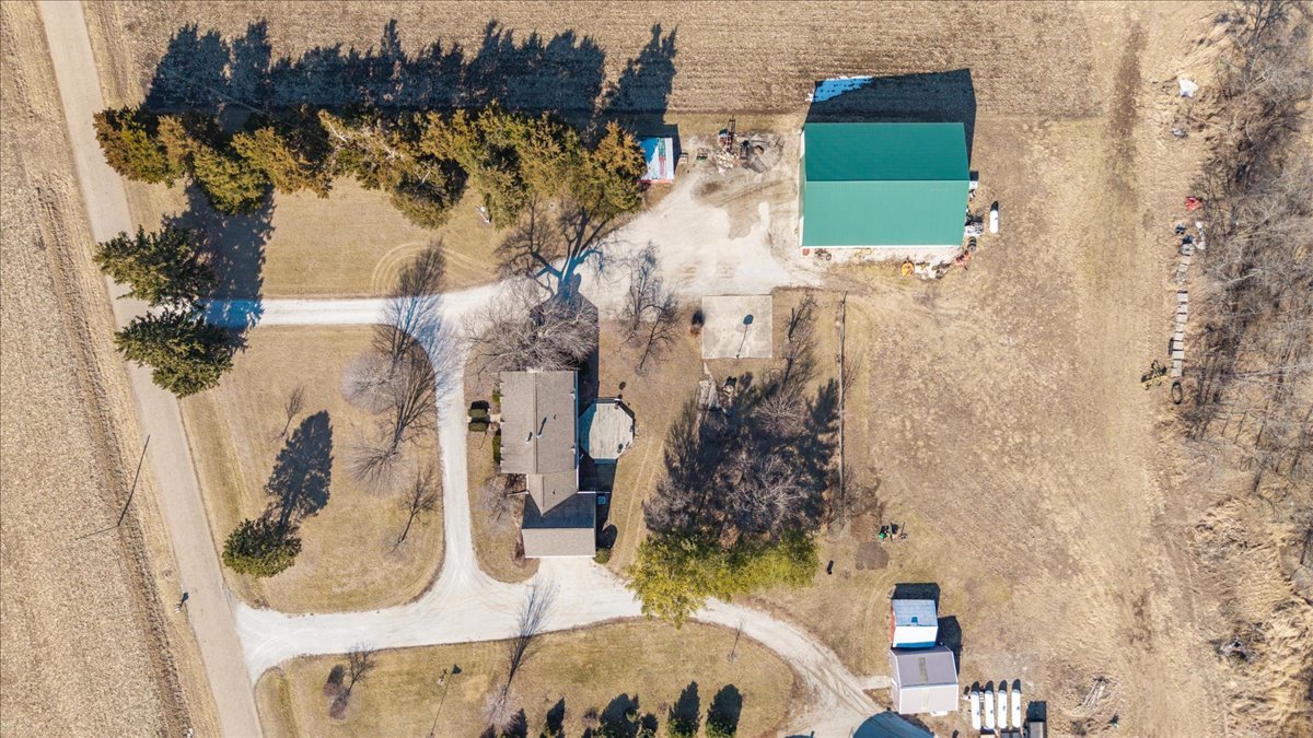 21389 N 2875 Road, Lexington, IL 61753