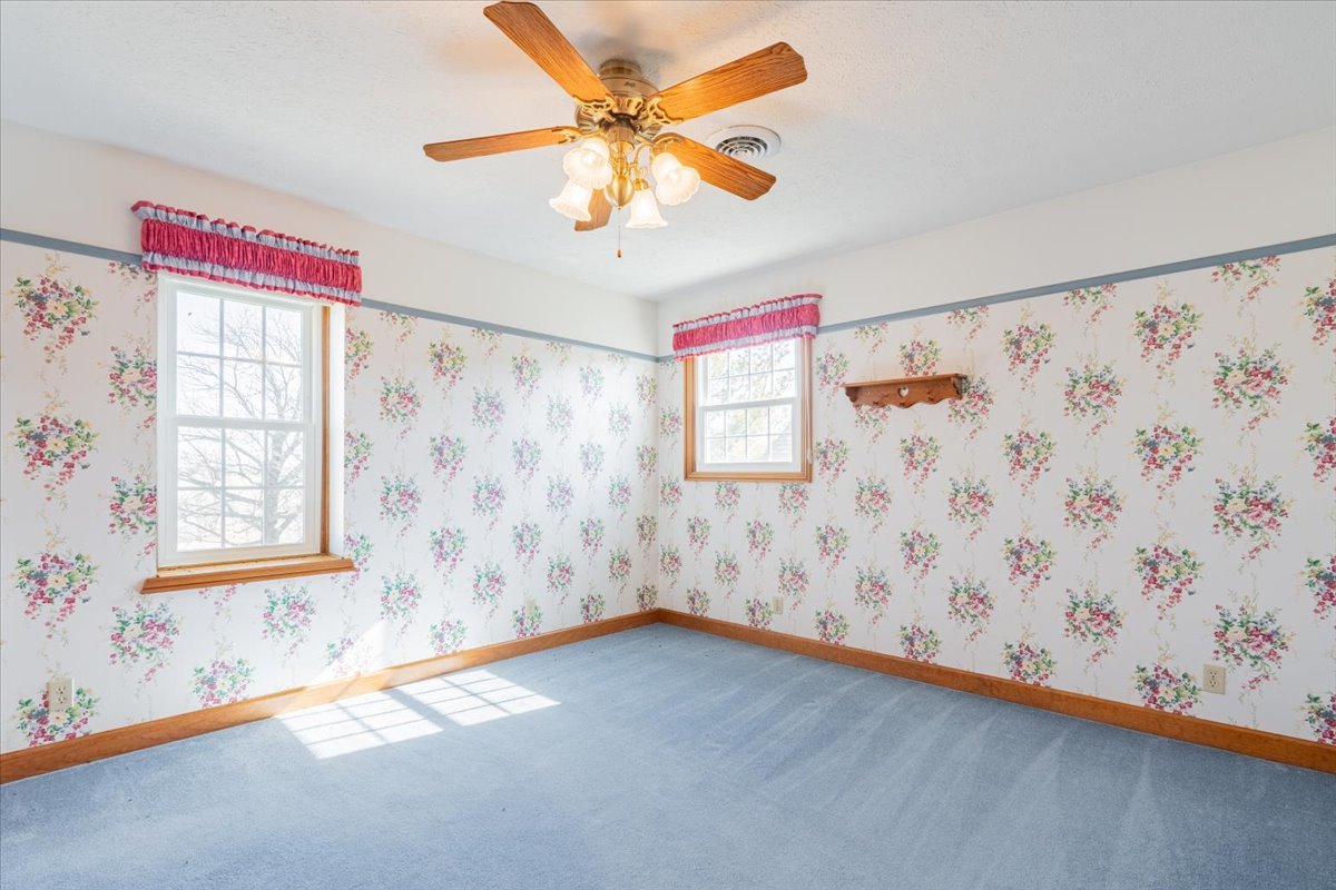 21389 N 2875 Road, Lexington, IL 61753