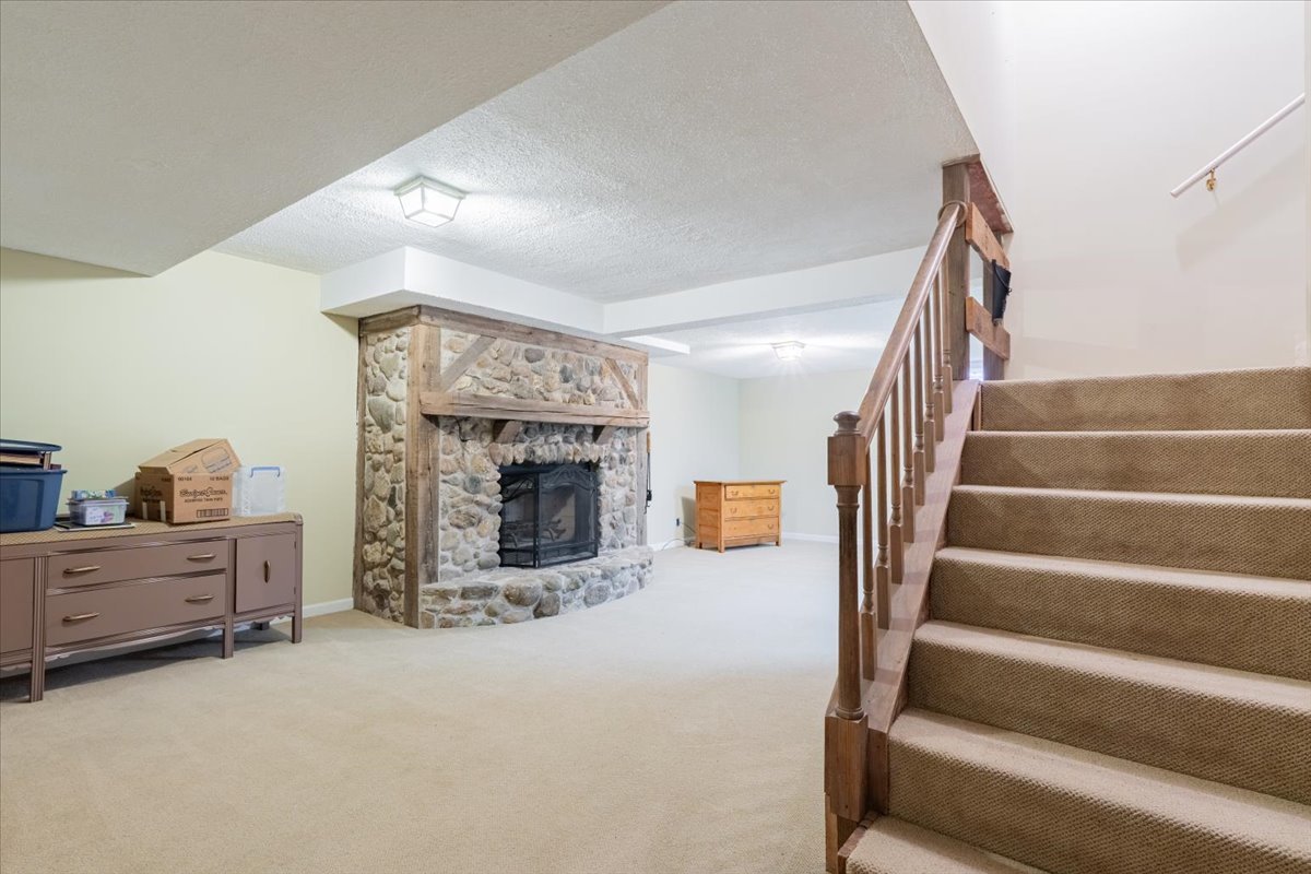 21389 N 2875 Road, Lexington, IL 61753