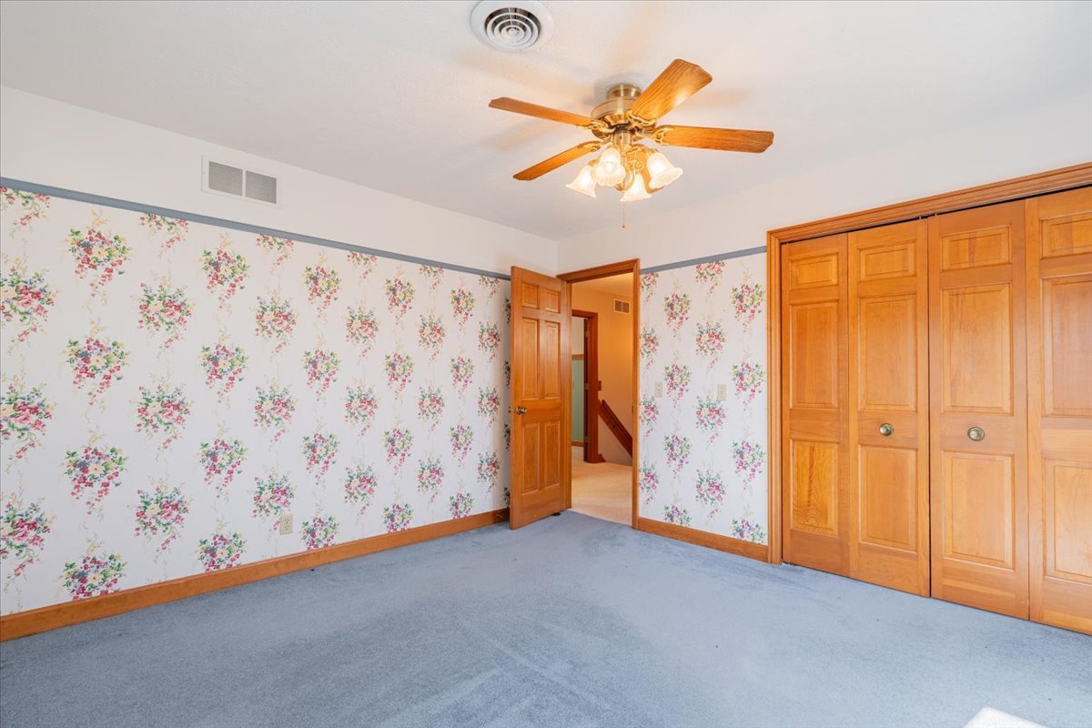 21389 N 2875 Road, Lexington, IL 61753