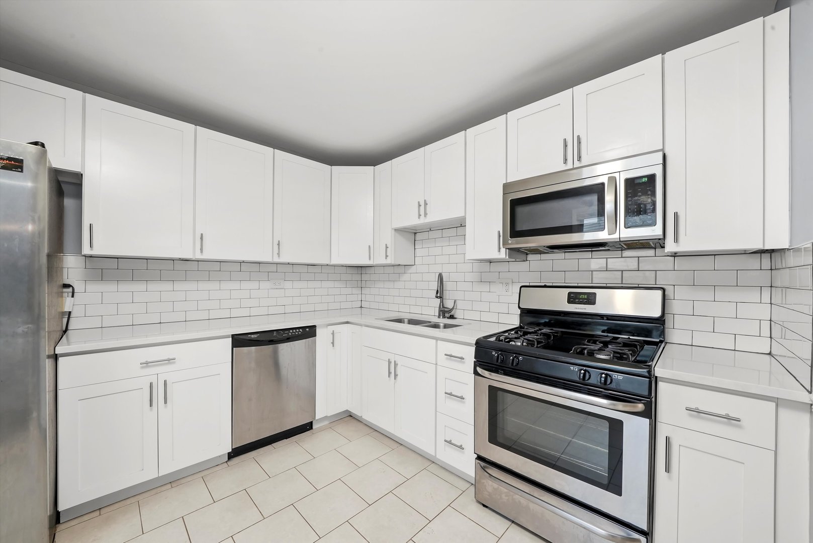 8218 N Carrolton Court, Hanover Park, IL 60133