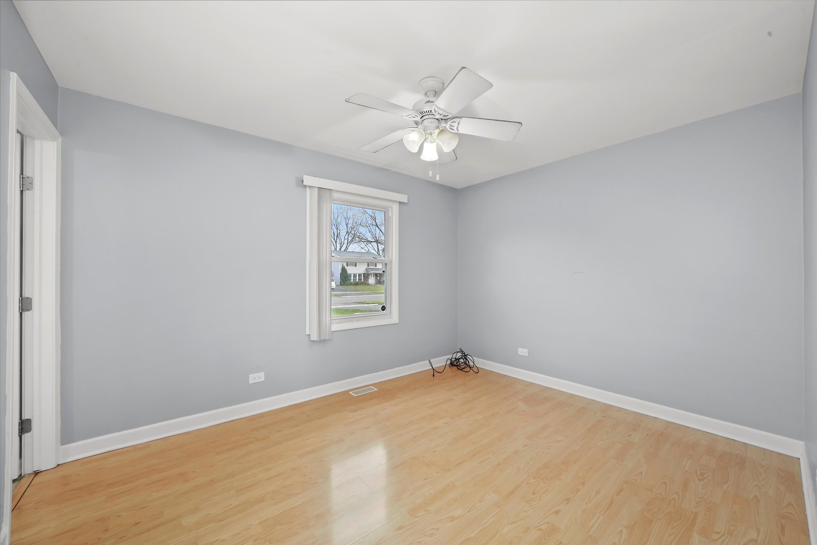 8218 N Carrolton Court, Hanover Park, IL 60133