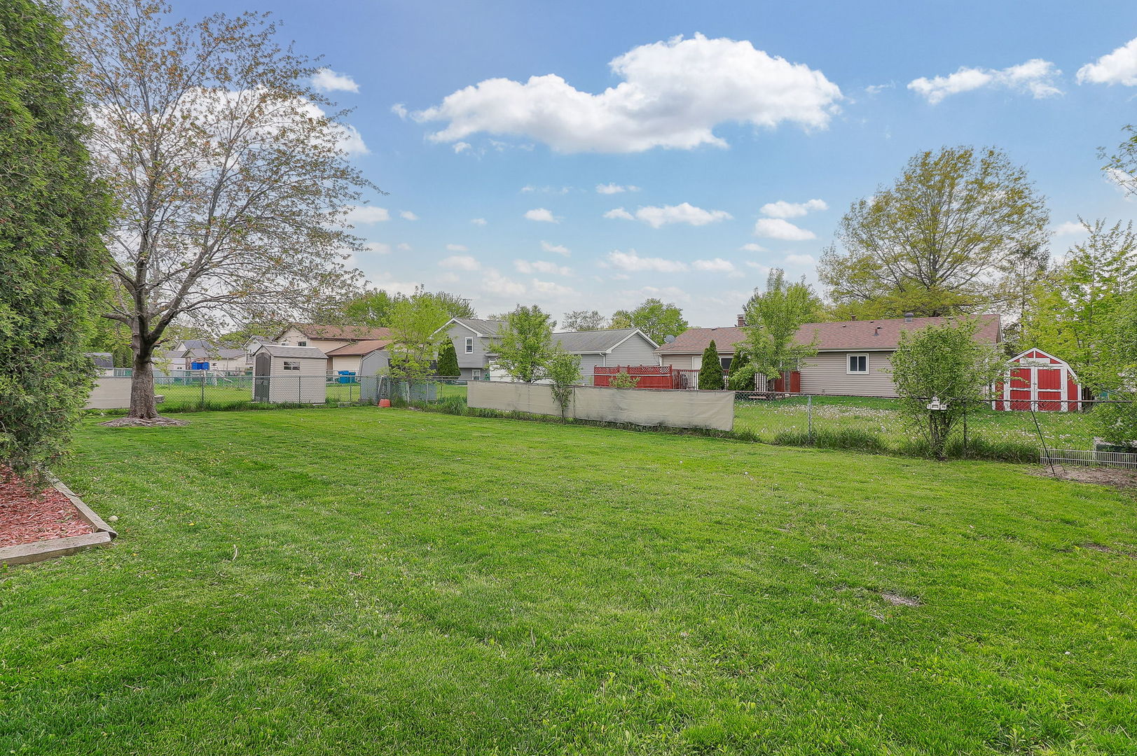 3920 Shoreline Drive, Hanover Park, IL 60133