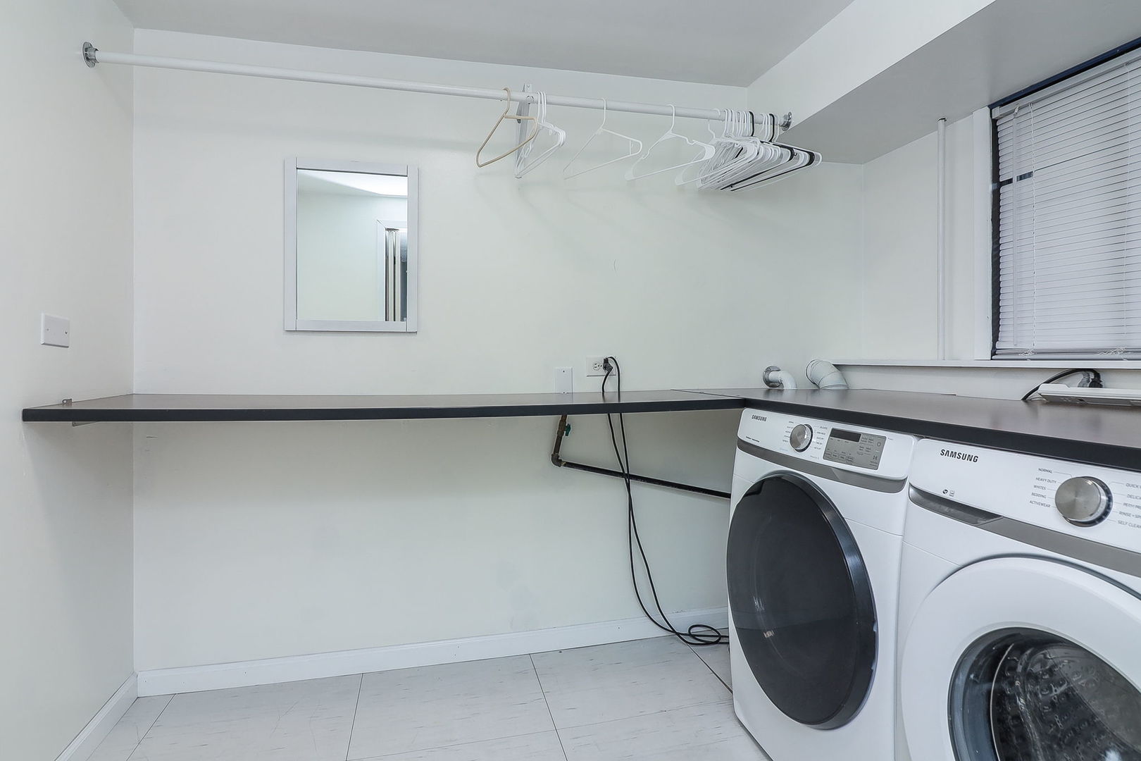 3920 Shoreline Drive, Hanover Park, IL 60133