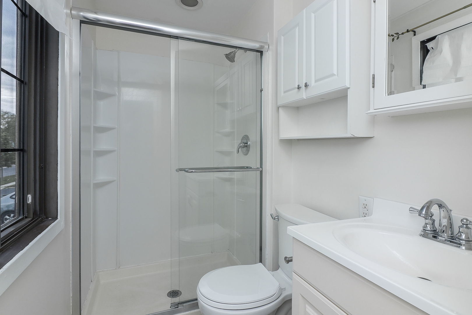 3920 Shoreline Drive, Hanover Park, IL 60133