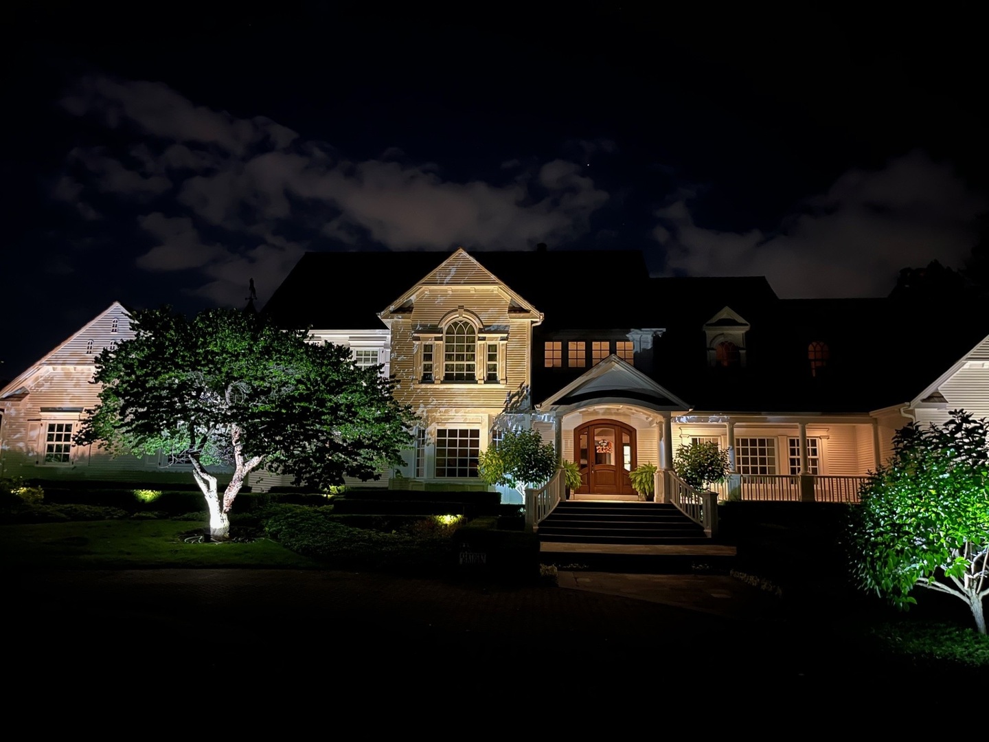 2220 Churchill Circle, Libertyville, IL 60048
