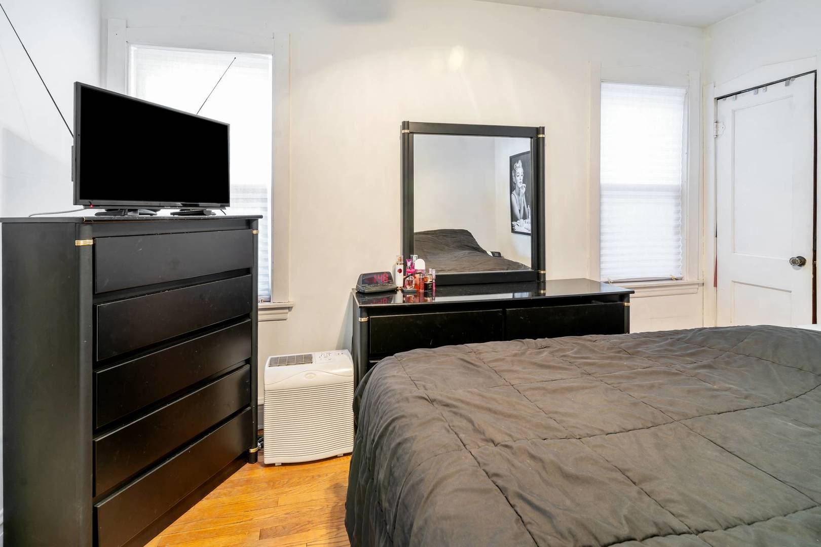 3023 N 76th Court, Elmwood Park, IL 60707