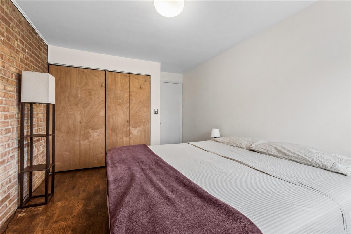 6118 N Hermitage Avenue #A, Chicago, IL 60660