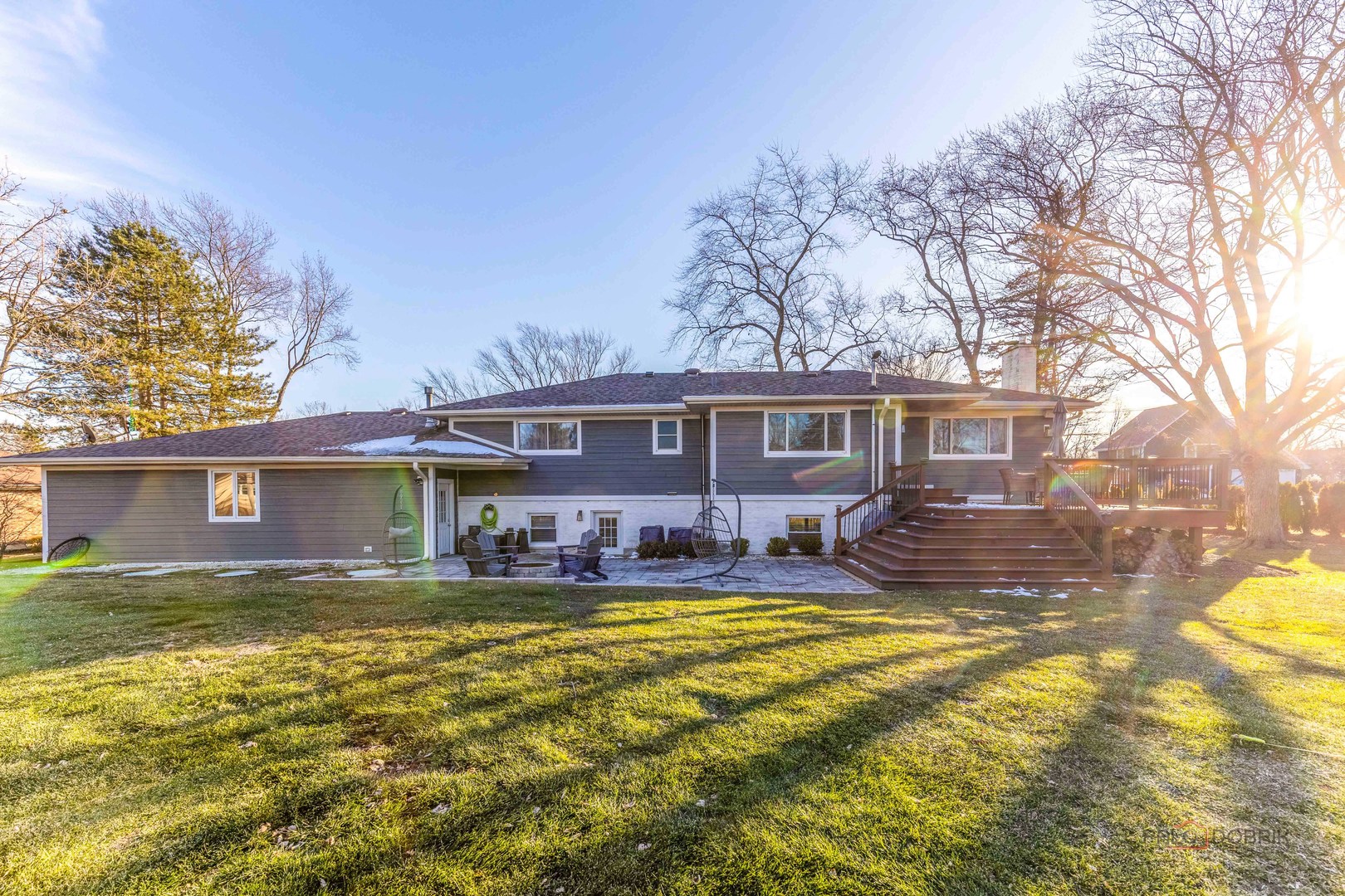 950 W HILLSIDE Street, Palatine, IL 60067