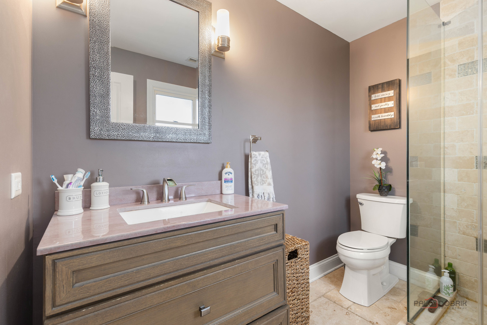 950 W HILLSIDE Street, Palatine, IL 60067