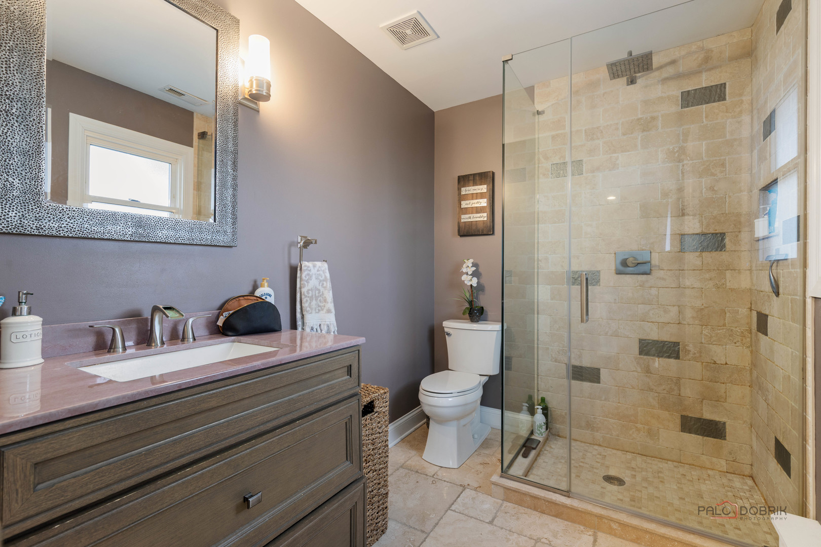 950 W HILLSIDE Street, Palatine, IL 60067