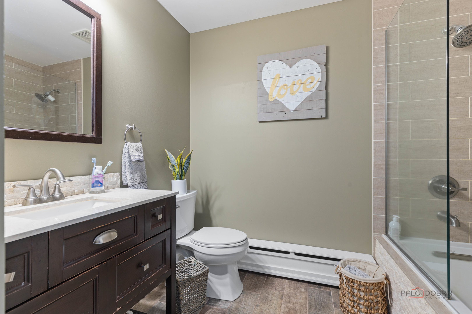 950 W HILLSIDE Street, Palatine, IL 60067