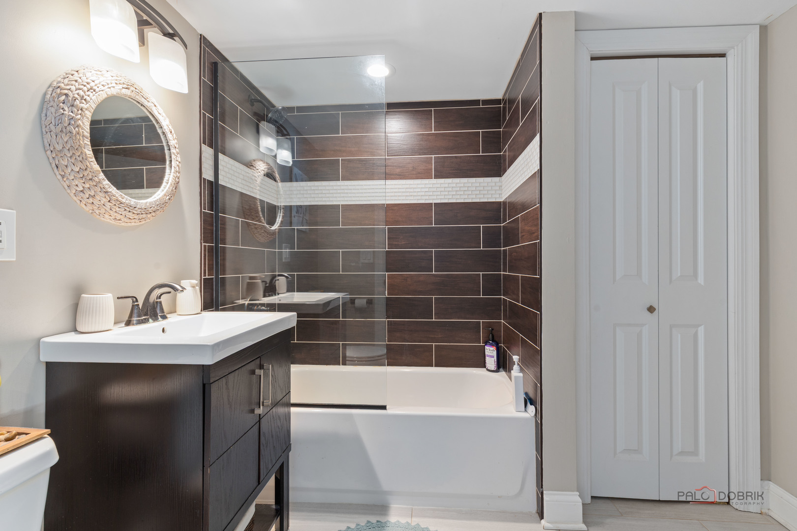 950 W HILLSIDE Street, Palatine, IL 60067