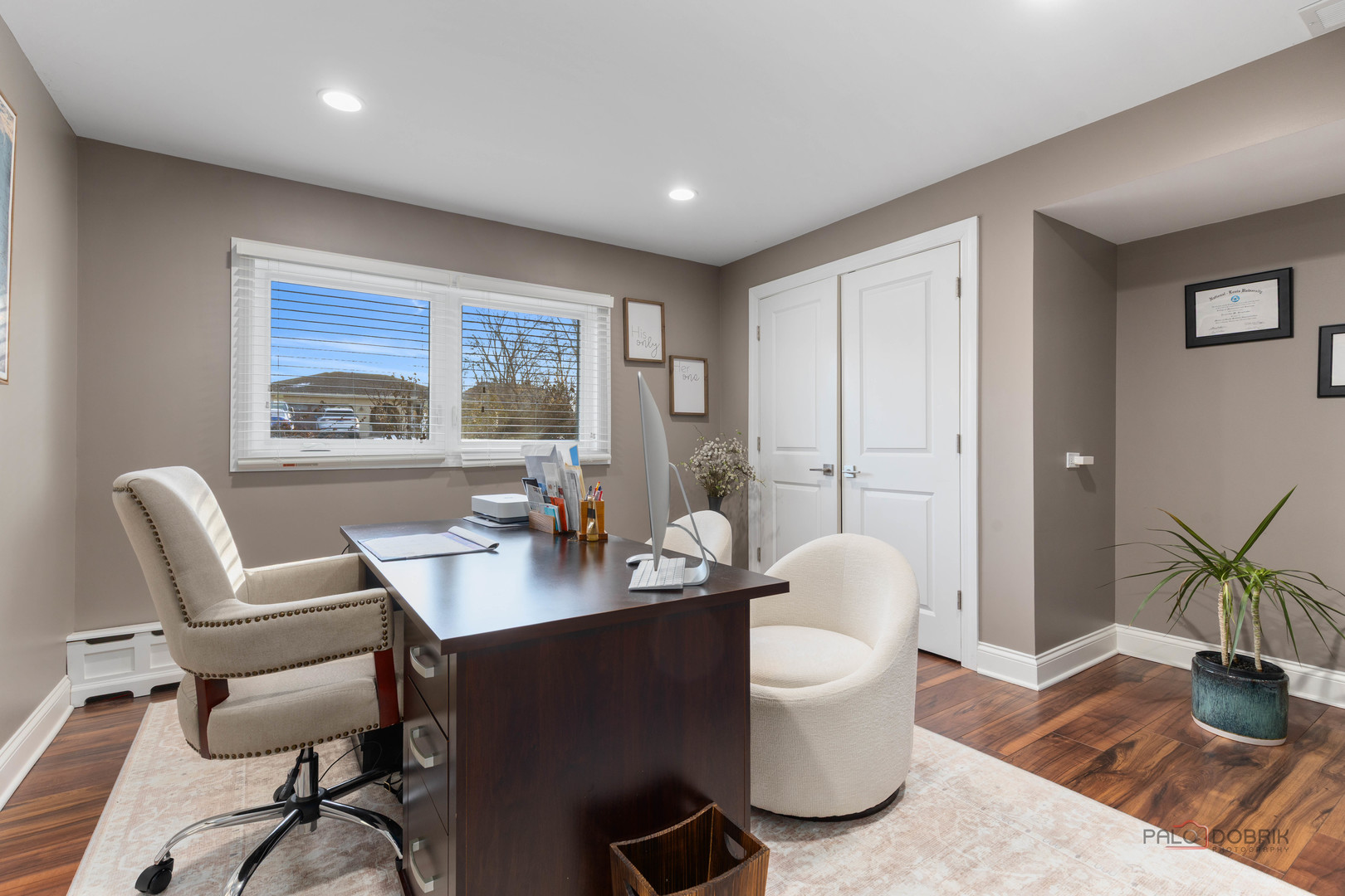 950 W HILLSIDE Street, Palatine, IL 60067