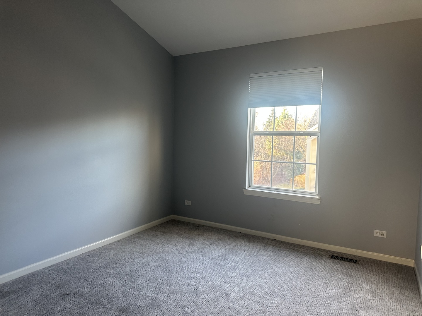 2449 Stonegate Road #B, Algonquin, IL 60102