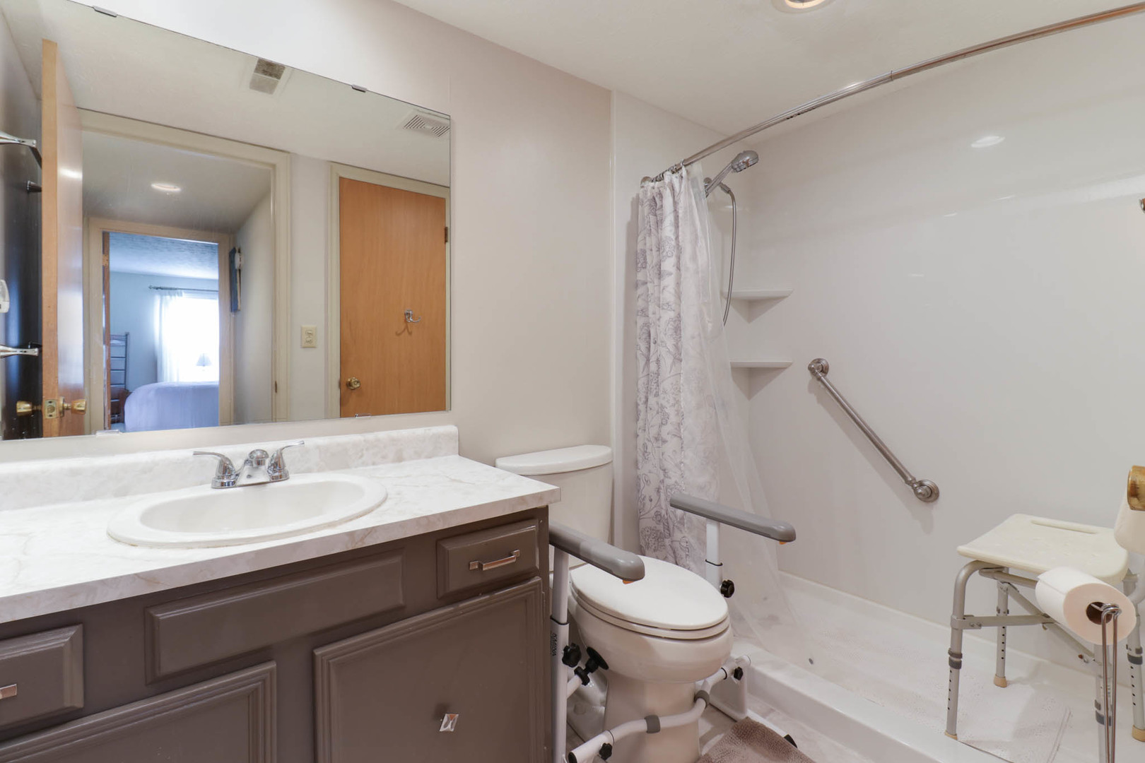 111 Rust Road #110, Bloomington, IL 61701