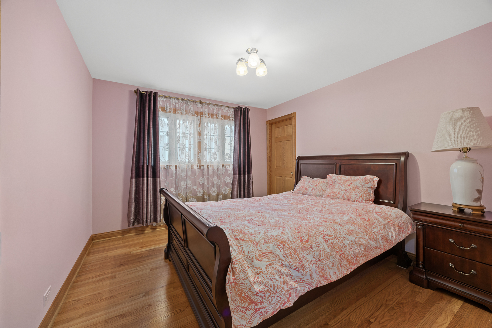 4930 N Clifton Avenue, Norridge, IL 60706