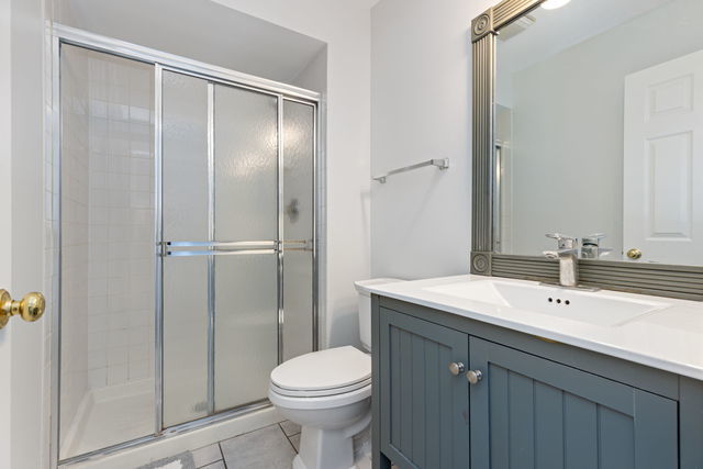 720 Hoover Drive, Carol Stream, IL 60188