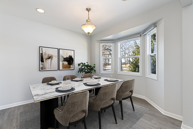 720 Hoover Drive, Carol Stream, IL 60188